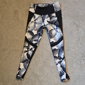Floral Black and White CALIA Leggings